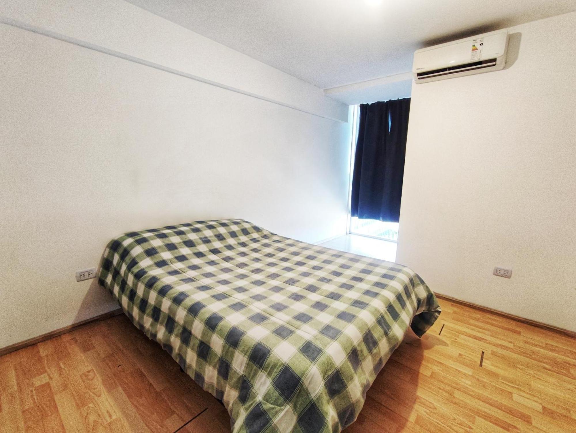 Departamento Calle Tucuman Con Pileta De Uso Compartido Balcon Y Excdlente Vista En Pleno Centro De Capital * Cordoba