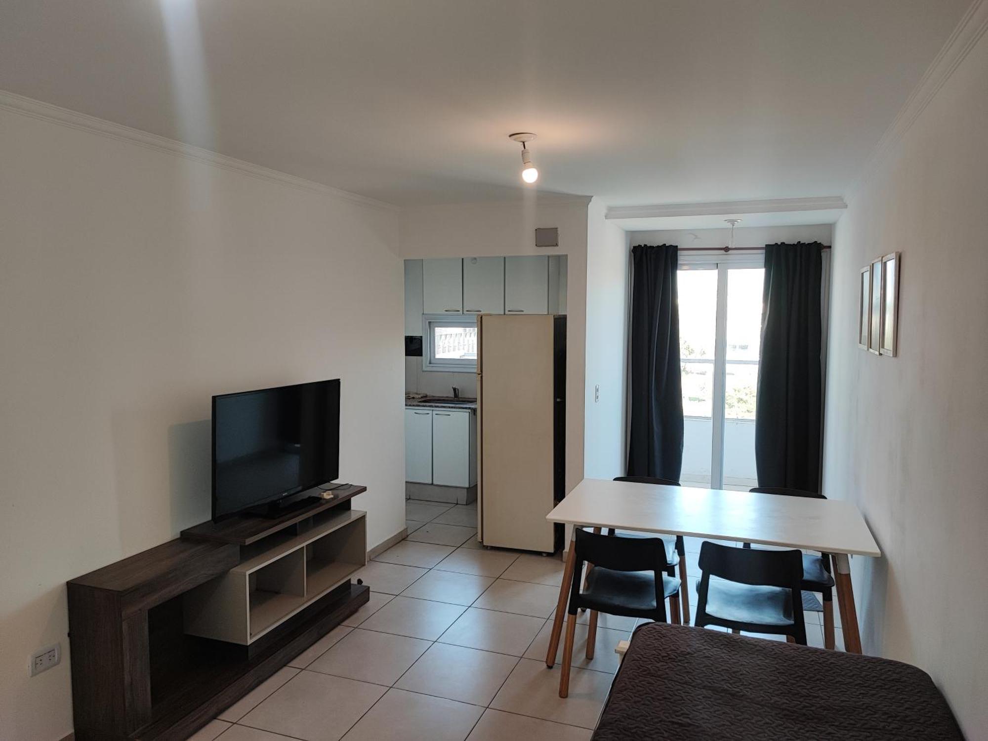 Departamento Calle Tucuman Con Pileta De Uso Compartido Balcon Y Excdlente Vista En Pleno Centro De Capital Apartamento Córdoba